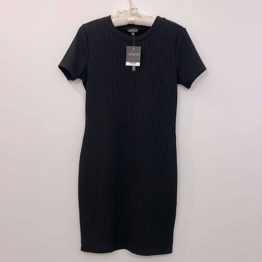 🩷NWT Topshop Bodycon Short-Sleeved Minidress with Back Cutout